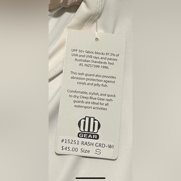 NWT Deep blue gear size small Tshirt dry fit - Picture 2 of 4